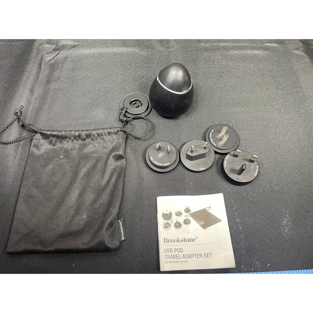 Brookstone USB Pod Travel Adapter Set International Dual Port Black with Pouch